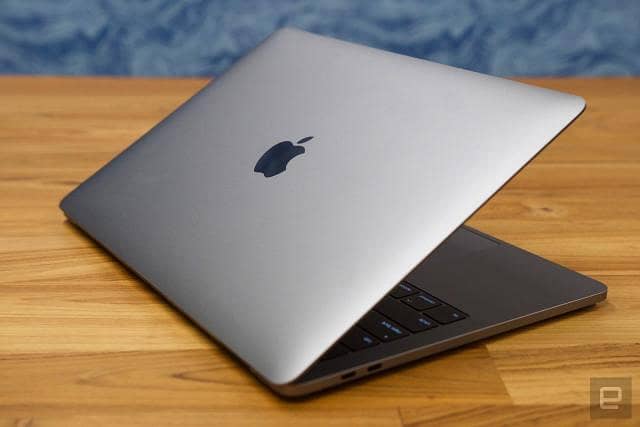 Macbook pro 2017 8 GB 256 GB grey