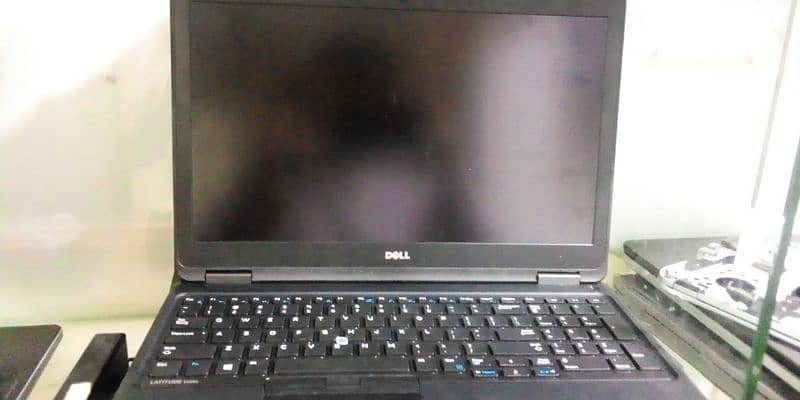corei7 5th generation 256gb
