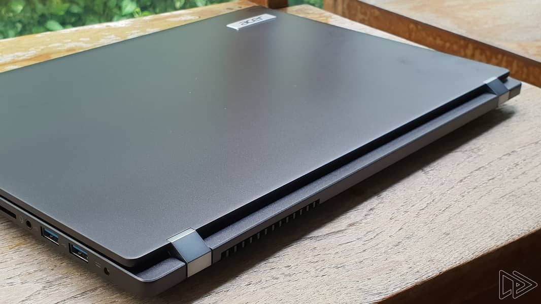 Acer Travelmate X i5 8th generation, 8 processors, 4 cores