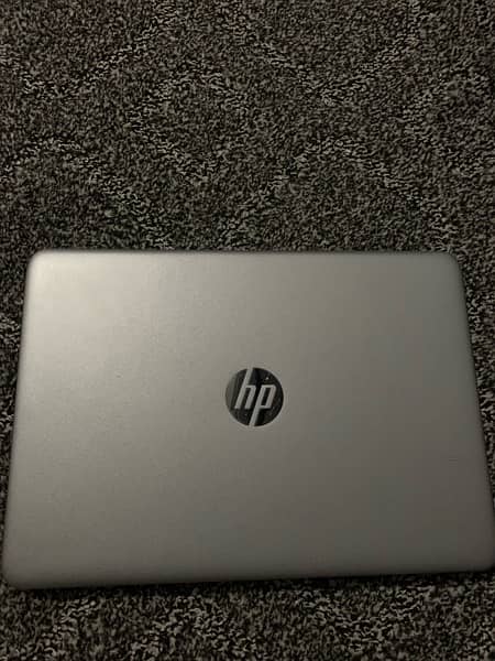 Hp 840G3 Corei5 6th genration. Touch Screen. Original Adapter.
