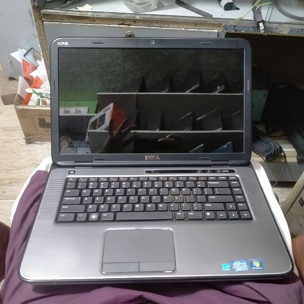 2GB Nvidia Card BackLight Keys Havy Sound Dell XPS Core i7 Quad Core