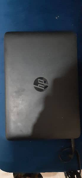 Hp Elitebook 820 ( touch and keypad) with charger