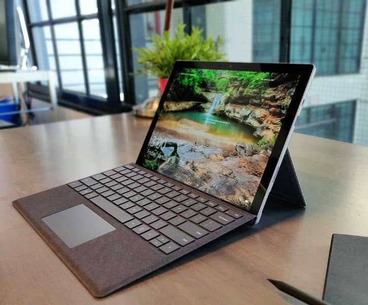 Microsoft Surface Pro 7Core i5 Gen: 10th RAM: 8GBSSD: 256GB