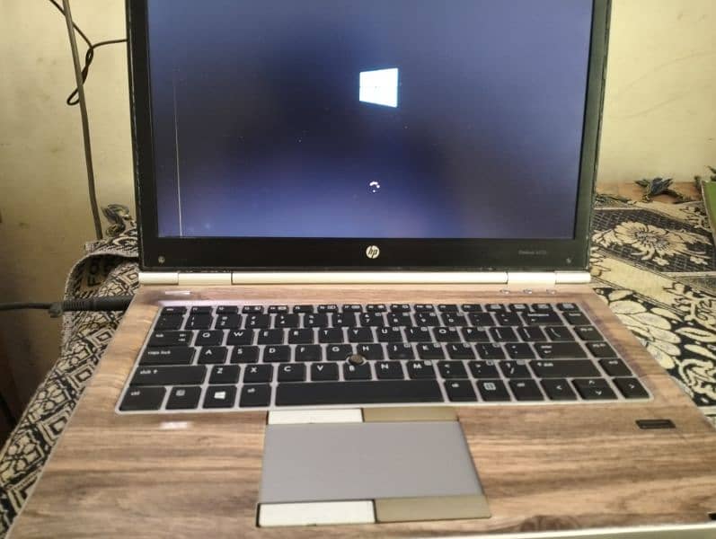 HP Elitebook 8470p 4GB RAM 320GB Hard