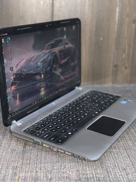 Hp pavilion dv6 4 GB 512 gb