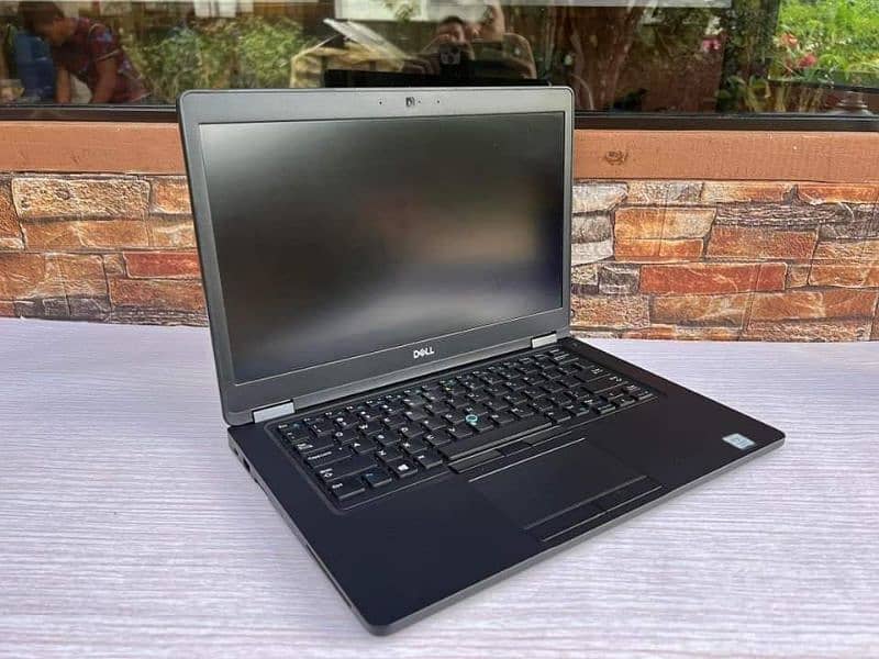 7th Generation Dell Core i5 - 3HRS + Backup 8GB + 256GB SSD