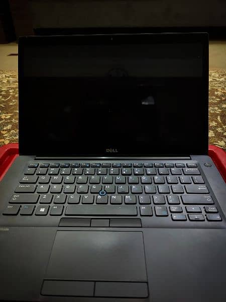Dell Latitude 7480 with Fast core i5 7th gen processor