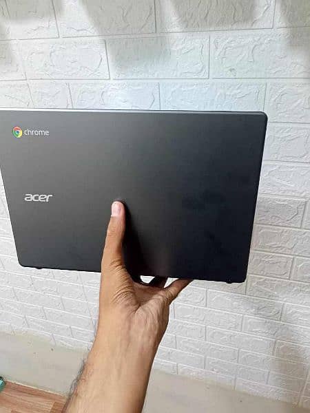 Acer C740 (4/128 GB SSD)