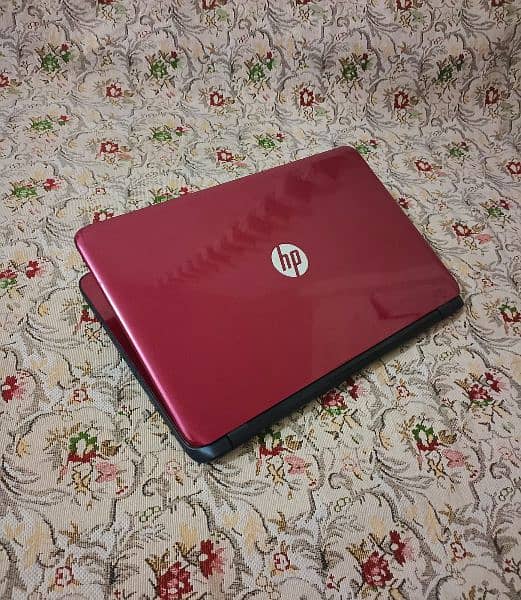 Hp Pentium Equal 5th Generation 2.16GHz Processor SSD 128GB RAM 4GB