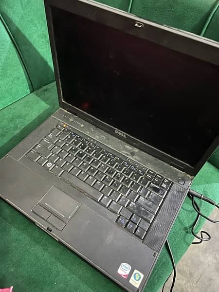 Dell cour 2 Duo laptop