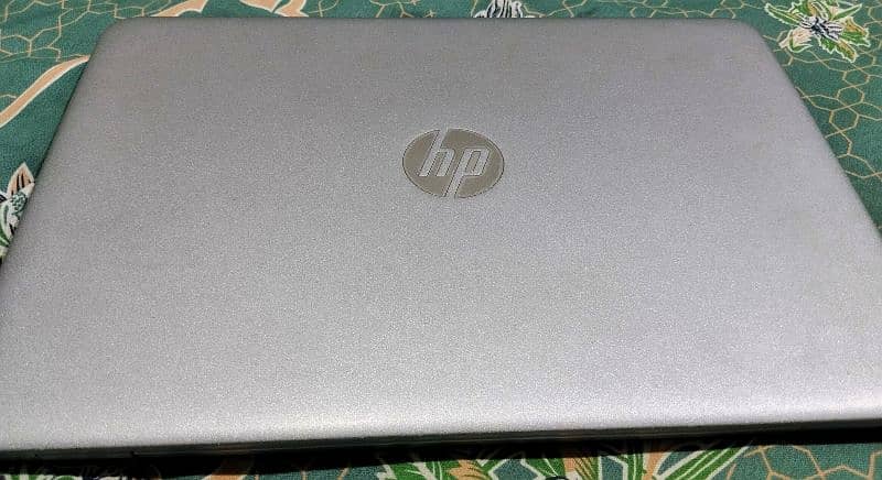 Hp Elitebook 840 g3 I5 6th Generation.