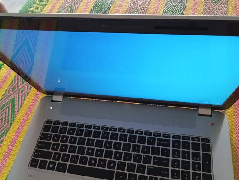 HP ENVY Laptop 17-j170ea - Leap Motion SE
