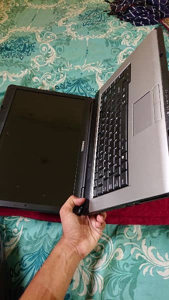 Toshiba laptop coretudo 2/250