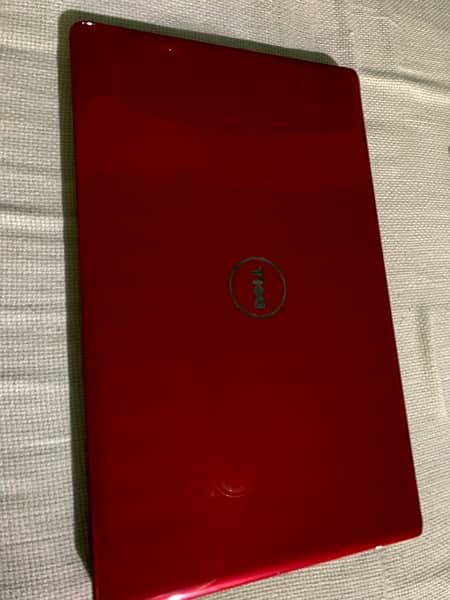 Dell Inspiron i3