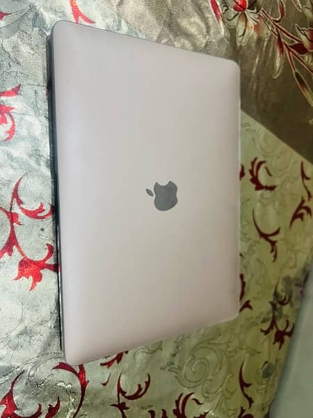 macbook air M1 2020