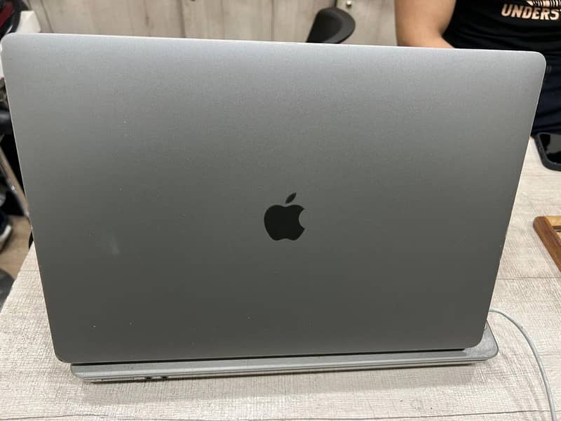 Macbook Pro 16" i9 32GB Ram
