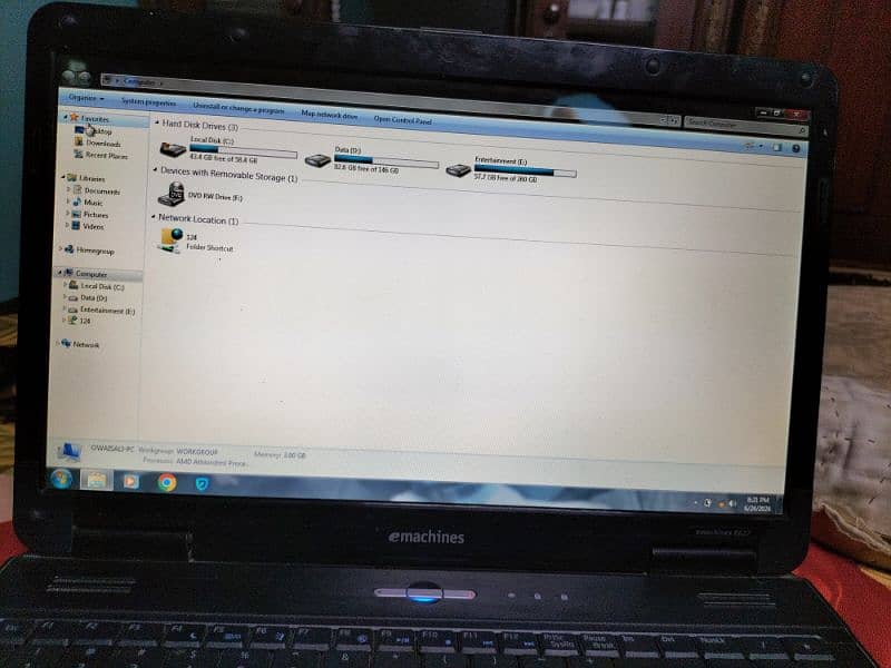 eMachine E627