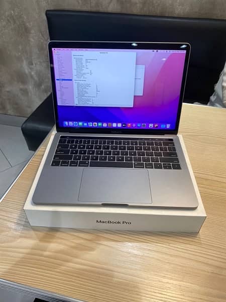 mac book pro 2016 / 2017 /- 03461809478