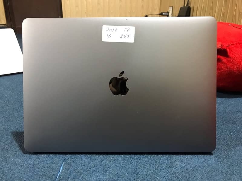 Apple MacBook Pro 2016
