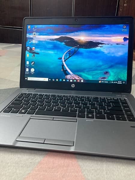 HP elitebook 840 G2 core i5 5th generation