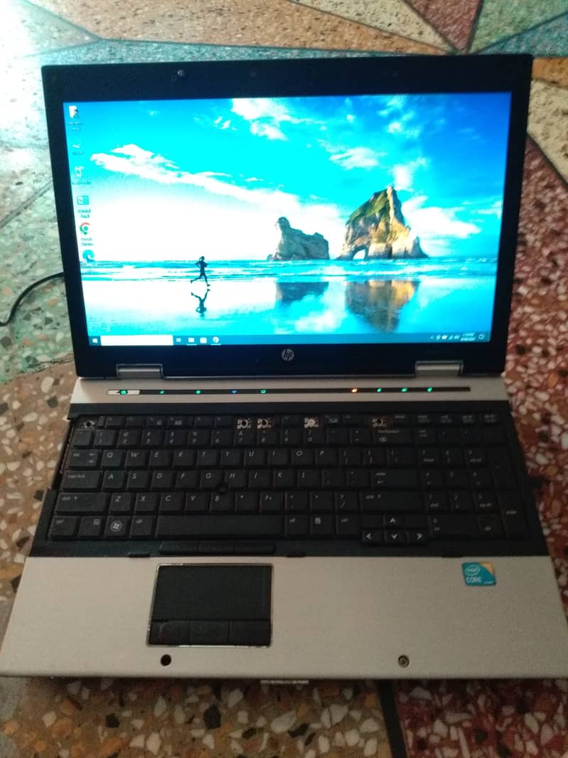 HP Core i7 Big & Wide display 15.6
