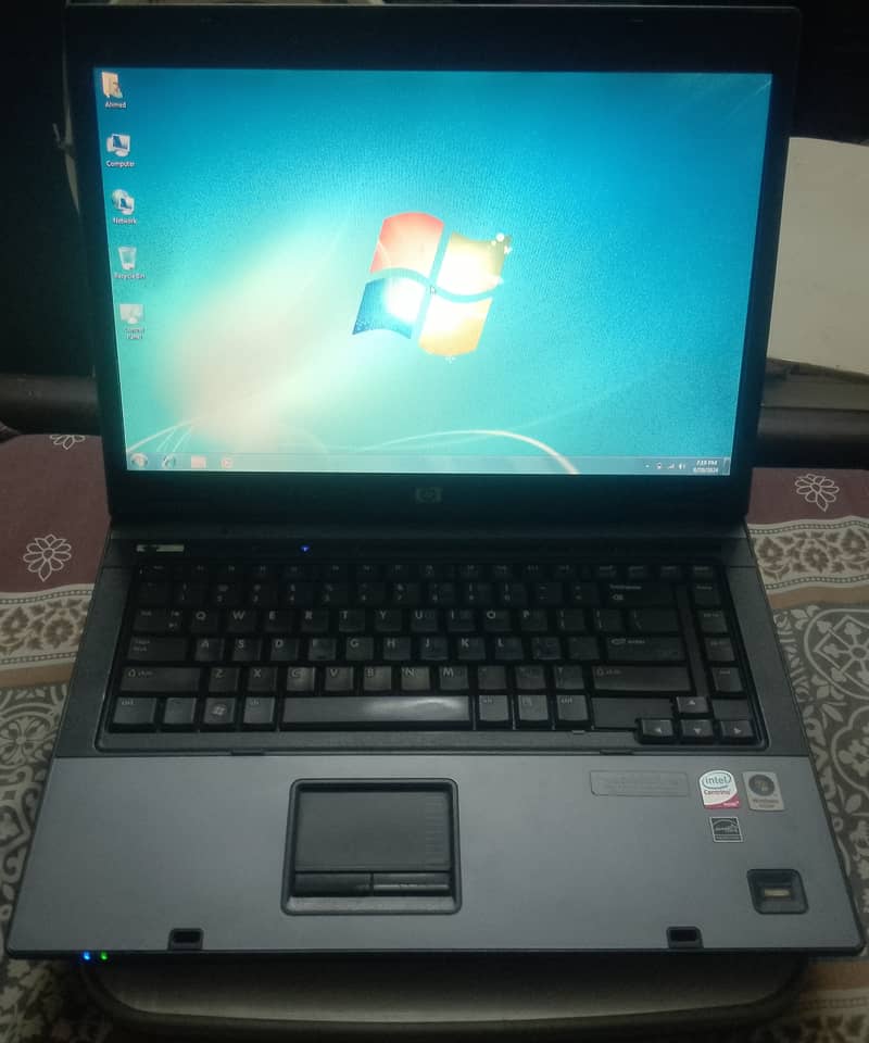 HP compaq 6710b laptop 4 GB 160 GB for sell