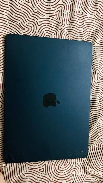 Macbook air 8/256 gb