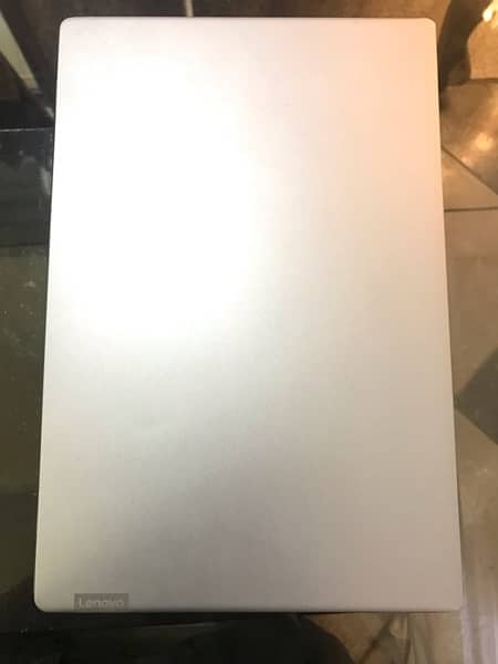 lenovo core i5 8th generation laptop with 8gb ddr4 ram and 1tb storage