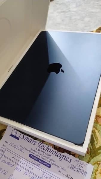 Macbook Air M3 13 inch