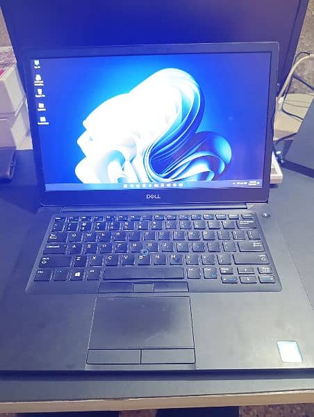 Dell Latitude 7490 i7 8th Gen