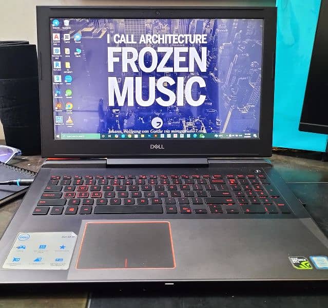 Dell G5  5587