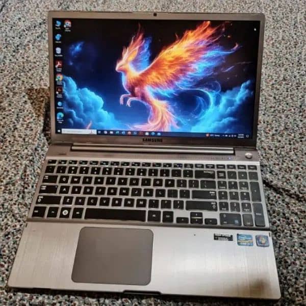 Samsung Laptop i7 3rd Gen