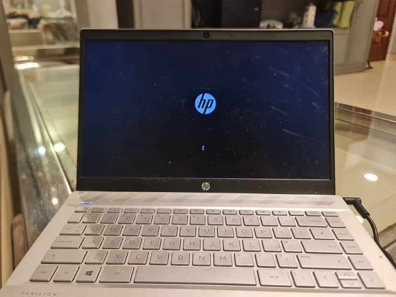 Hp pavilion 14 inch windows 11 laptop + charger