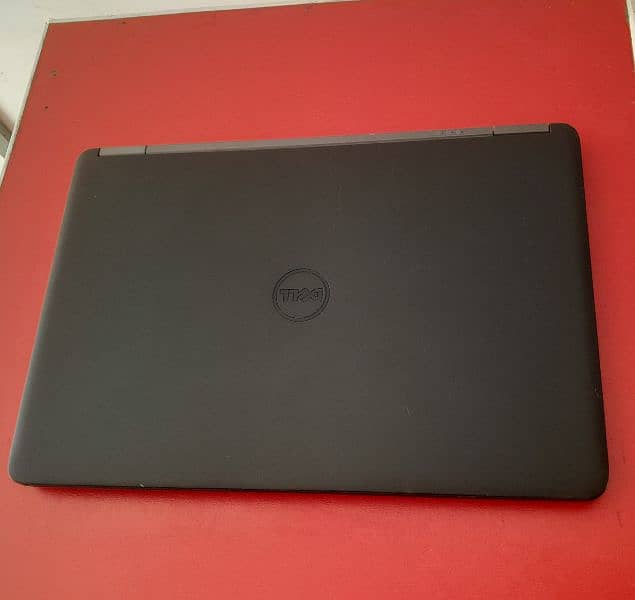 core i5 5th generatiom 8gb/250gb SSD Dell E7450