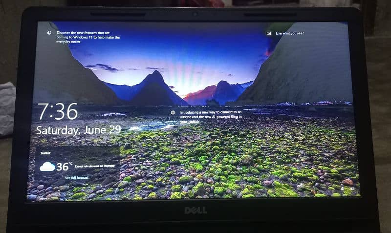 Dell Laptop Like New 6th generation Core i3