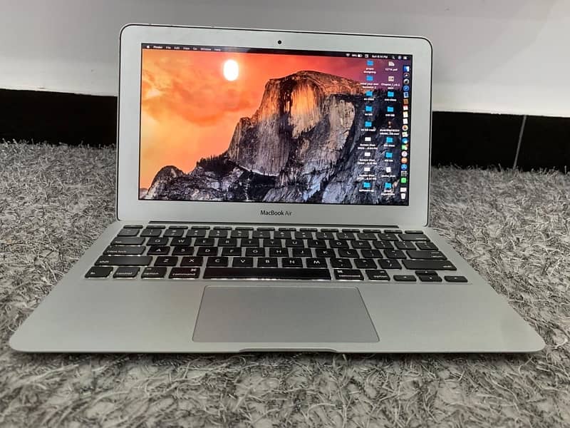 Mac air 11 inch mid 2011 with original charger and bag