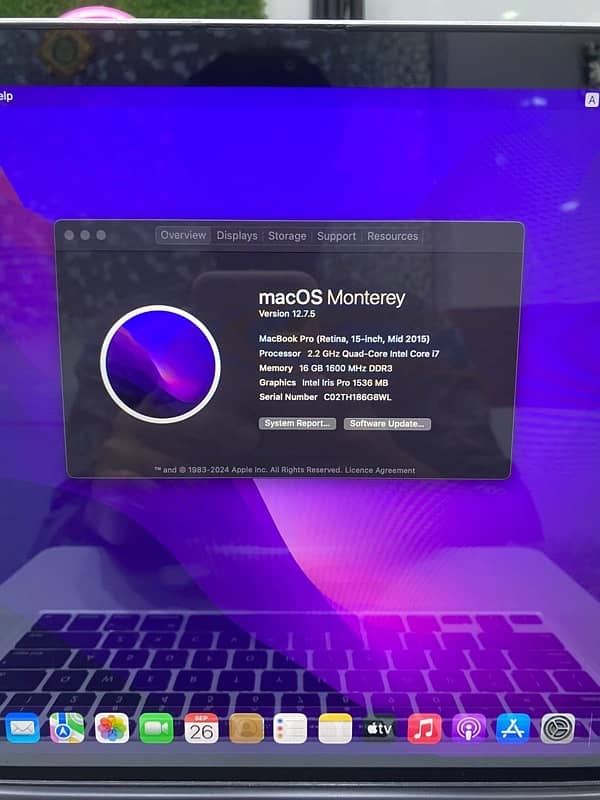 apple mac book pro 2015 / 15 inch /- 03461809478