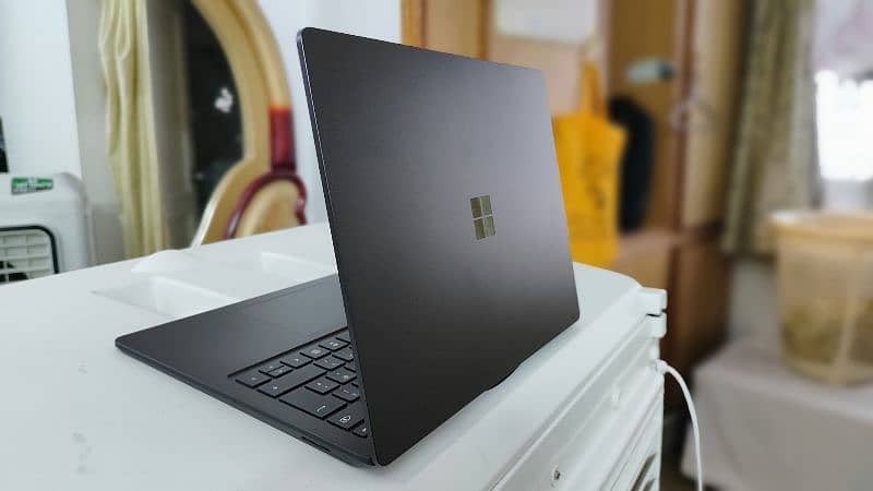Microsoft Surface Book 4