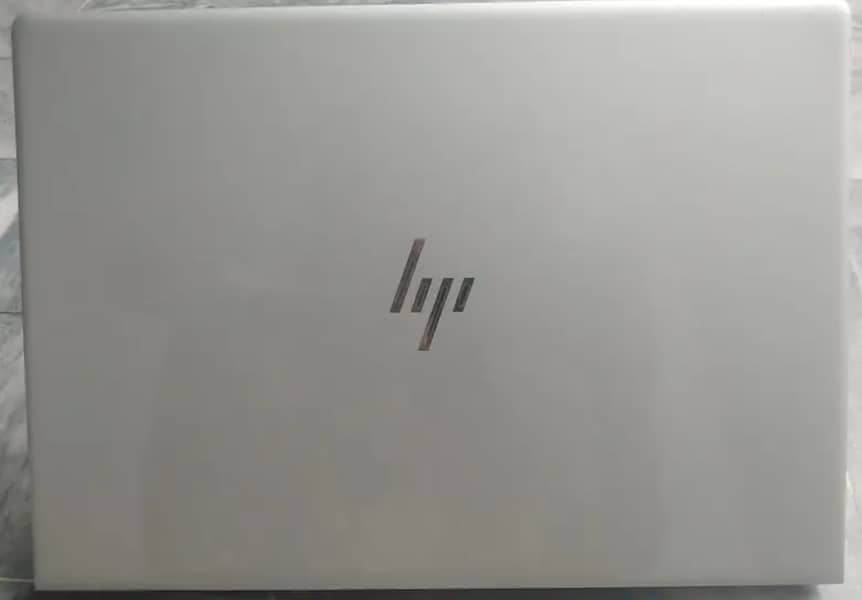Hp 840 G6 i5 8gen Touch Screen 8gb Ram 256SSD QUAD CORE CPU = 8 CPU's