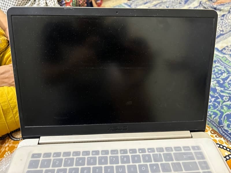 s510U CORE I5 8th Generation 8/256 SSD