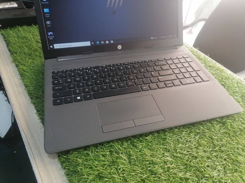 Hp AMD 255 G7 with Ddr4 RAM