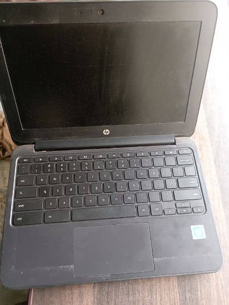 Hp crome book slim laptop