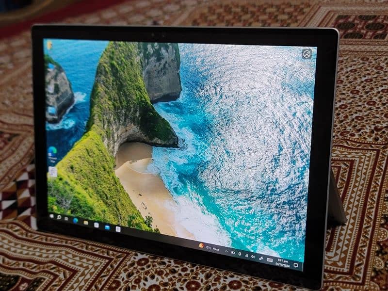 Microsoft Surfae 4 i5 6th