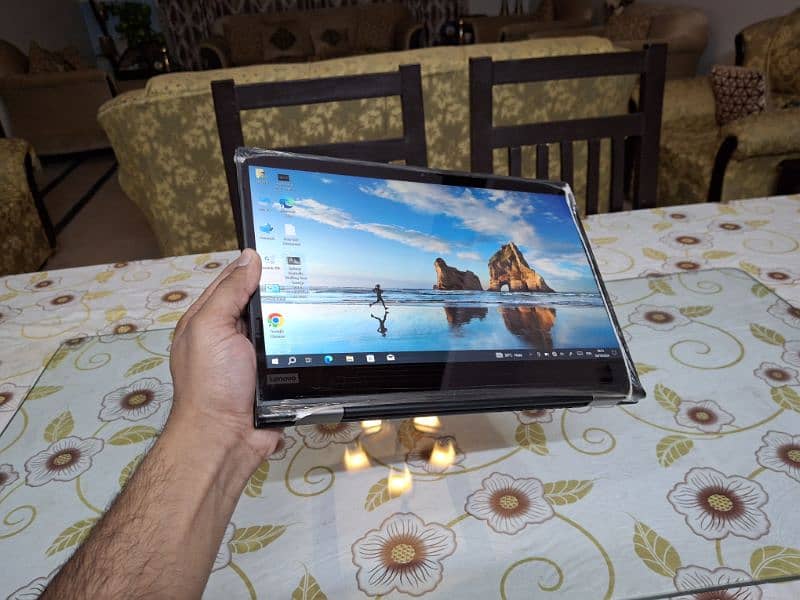 Lenovo ThinkPad Yoga x390 Stylus PenCore i58th GenRAM 8GB 256GB SSD