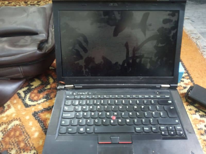 Lenovo i5 3rd generation T430 all ok but screen and one folding break