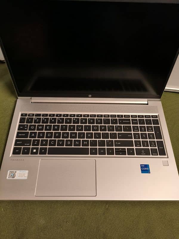 HP ProBook 450G8, CORE i7. . .