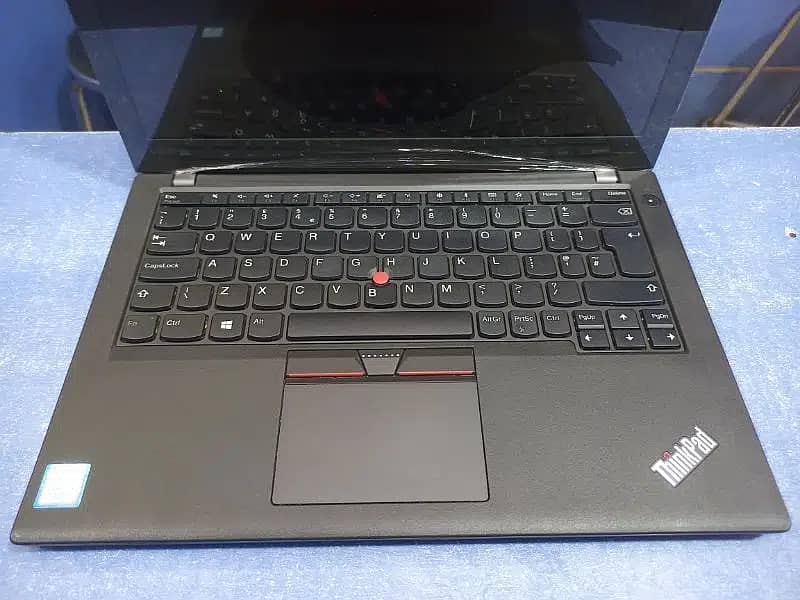 Lenovo Tinkpad x270,260 Core i5 6th Gen 8GB Ram 128GB SSD with HD Disp