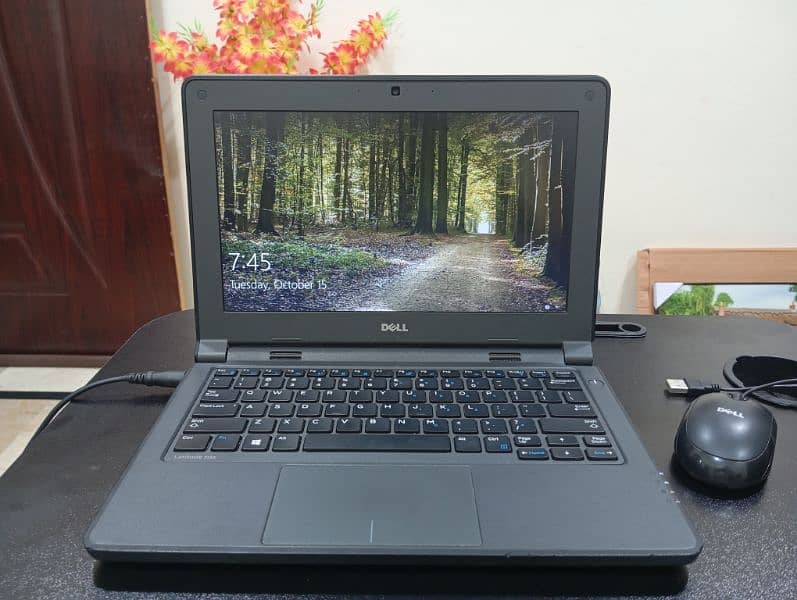 DELL Latitude 3150