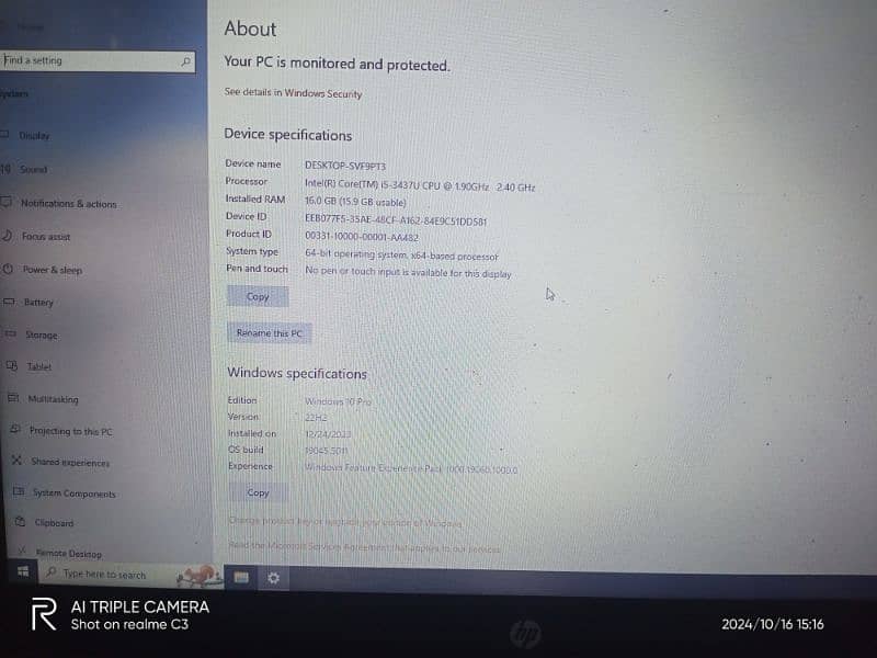 laptop core i core i 5 5th generation condition 10/8  one hand used
