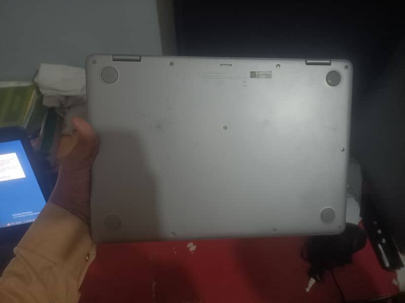ASUS VivoBook Flip 14